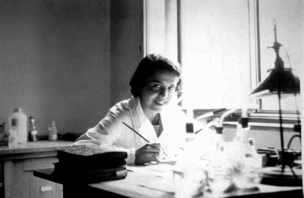 Dorotea Barnes (1904-2003): Ulisesen bidaia hasi zuen kimikari nafarra