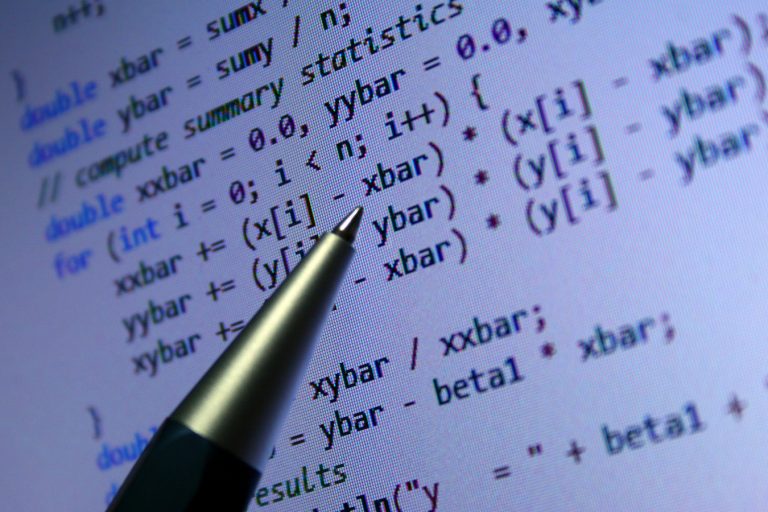 Bootstrap ez-parametrikoa algoritmoen errendimenduaren konparaketarako estatistika bayestarraren alternatiba gisa