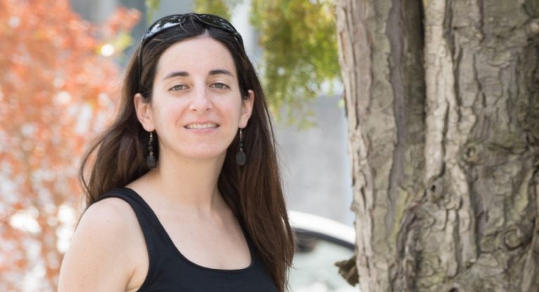 Iraia Garcia Santisteban, biokimikaria: “Ezustean aurkitu nuen nire ikerketa-lerroa irekitzeko bidea”
