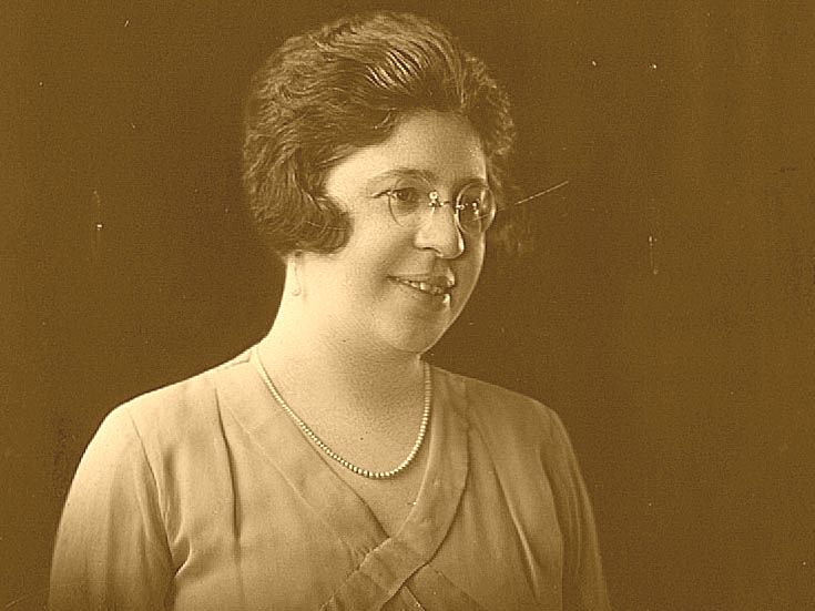 Elisa Bachofen, karrera teknikoetan emakumeak sartzeko bidea ireki zuen Argentinako eta Hego Amerikako lehen ingeniari zibila