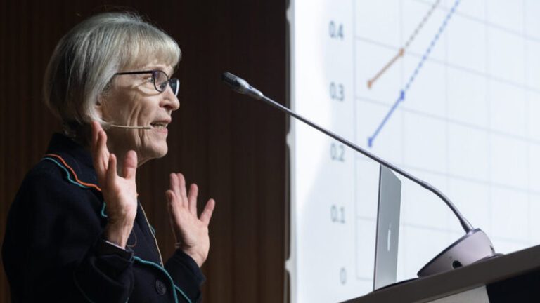 Emakumeen lan-merkatuaren bilakaeraren argi-ilunak