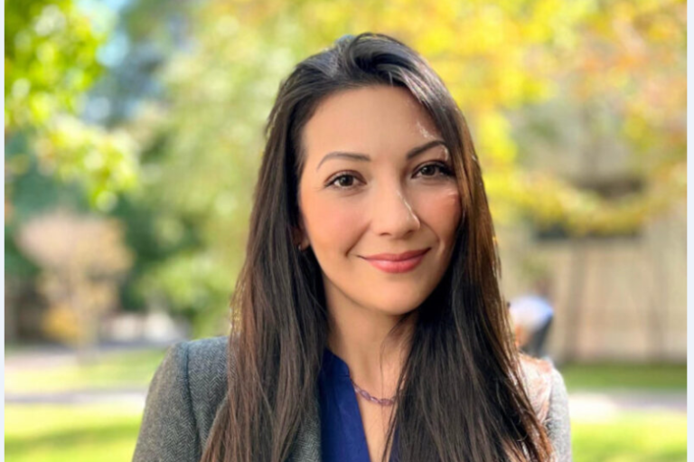 Maibelin Rosales: «Konbentzituta nago zientzia oso tresna boteretsua dela benetako arazoak konpontzeko»