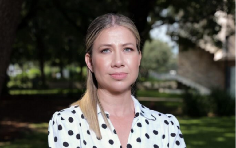Cecilia Daniela Treviño Quintanilla: «Hondakinak balioa duten material berri bihurtu nahi ditut»
